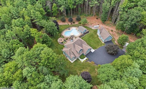 House in Middle Grove, New York, United States 1