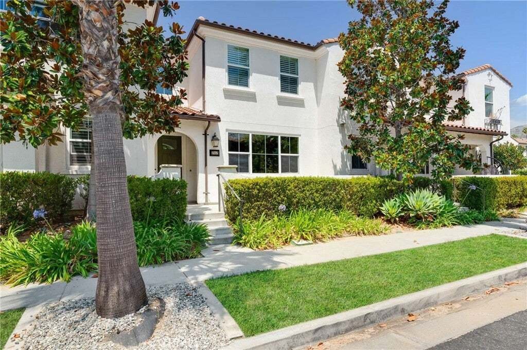 Condo in Azusa, California, United States 1 - 18289214