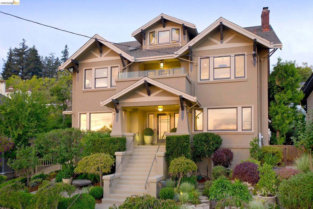 House in Oakland, California, United States 1 - 18689691