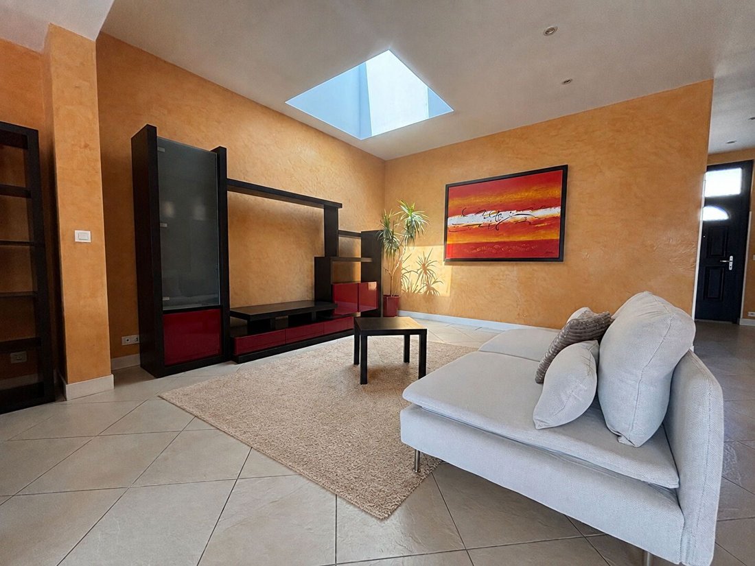 House in Talence, Nouvelle-Aquitaine, France 2 - 18689848