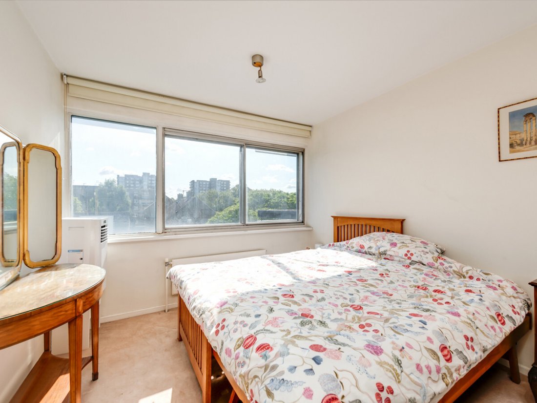 Apartment in St John's Wood, Westminster, England 5 - 18690025
