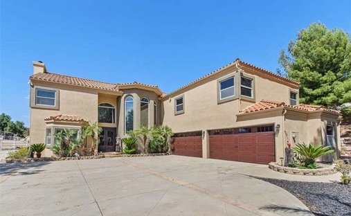 House in Lake Elsinore, California, United States 1