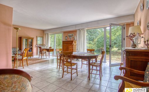 Appartement à Domaine National du Château, Versailles, France 1