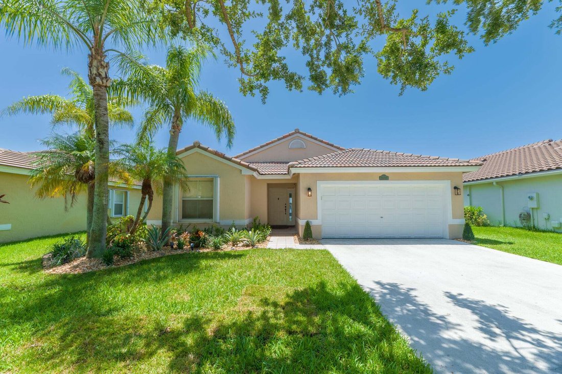 House in Miramar, Florida, United States 1 - 18690334