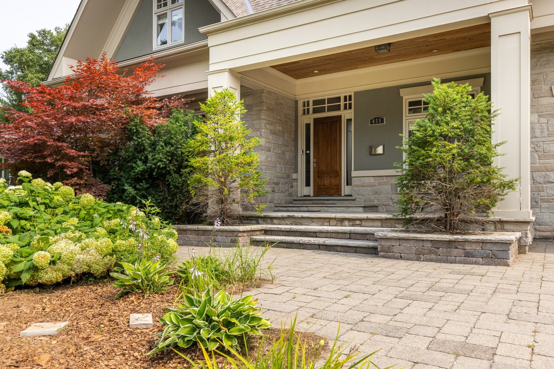House in Oakville, Ontario, Canada 3 - 18686484