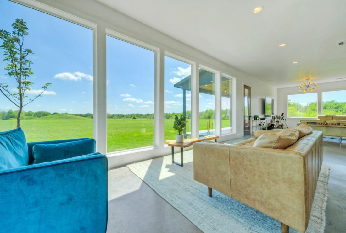 Farm Ranch in Elgin, Texas, United States 4 - 18687640