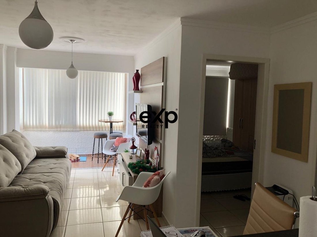 Apartment in Centro, State of Santa Catarina, Brazil 2 - 18688310