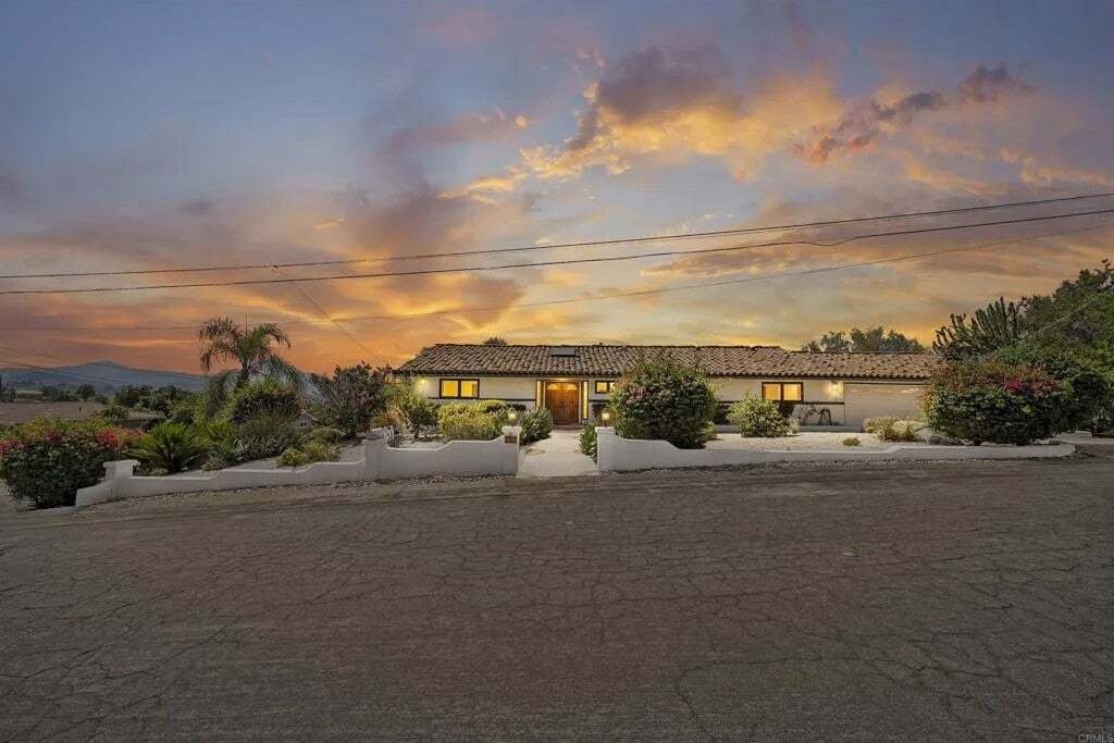 House in Escondido, California, United States 2 - 18690518