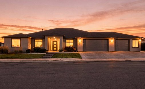 House in West Richland, Washington, United States 1
