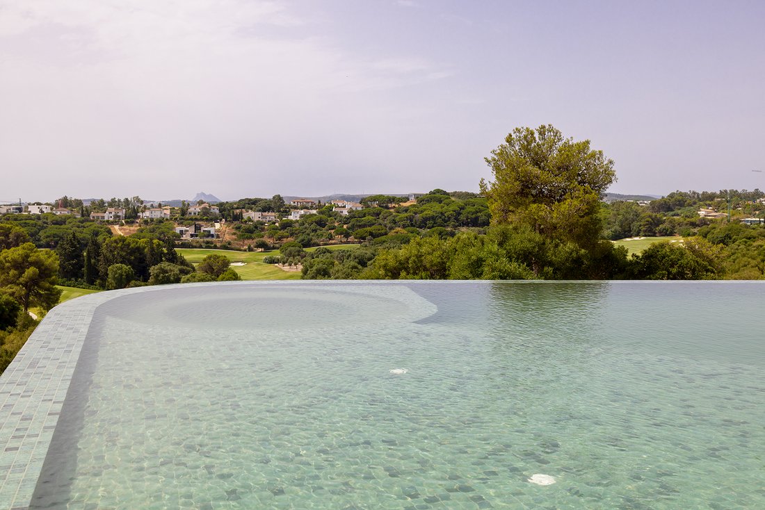 Villa a Sotogrande, San Roque, Andalusia 2 - 18686481