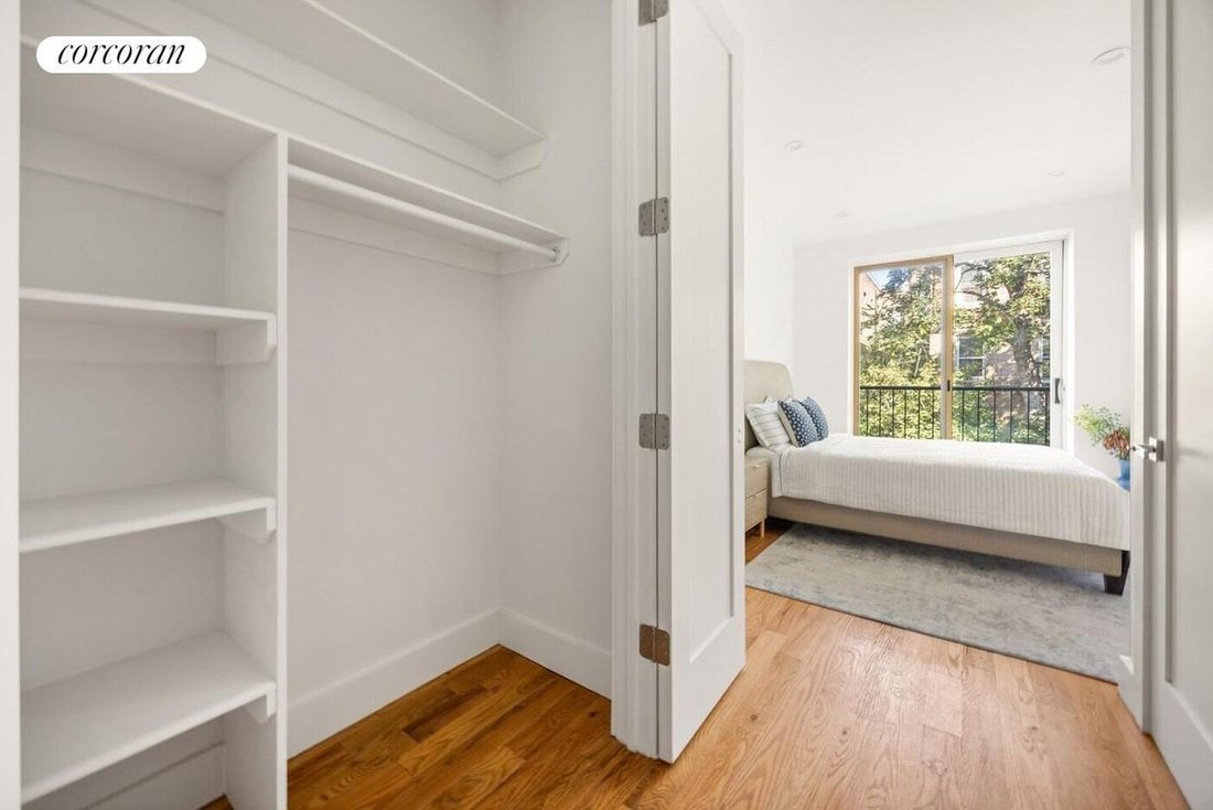 Condo in New York, New York, United States 5 - 18688011