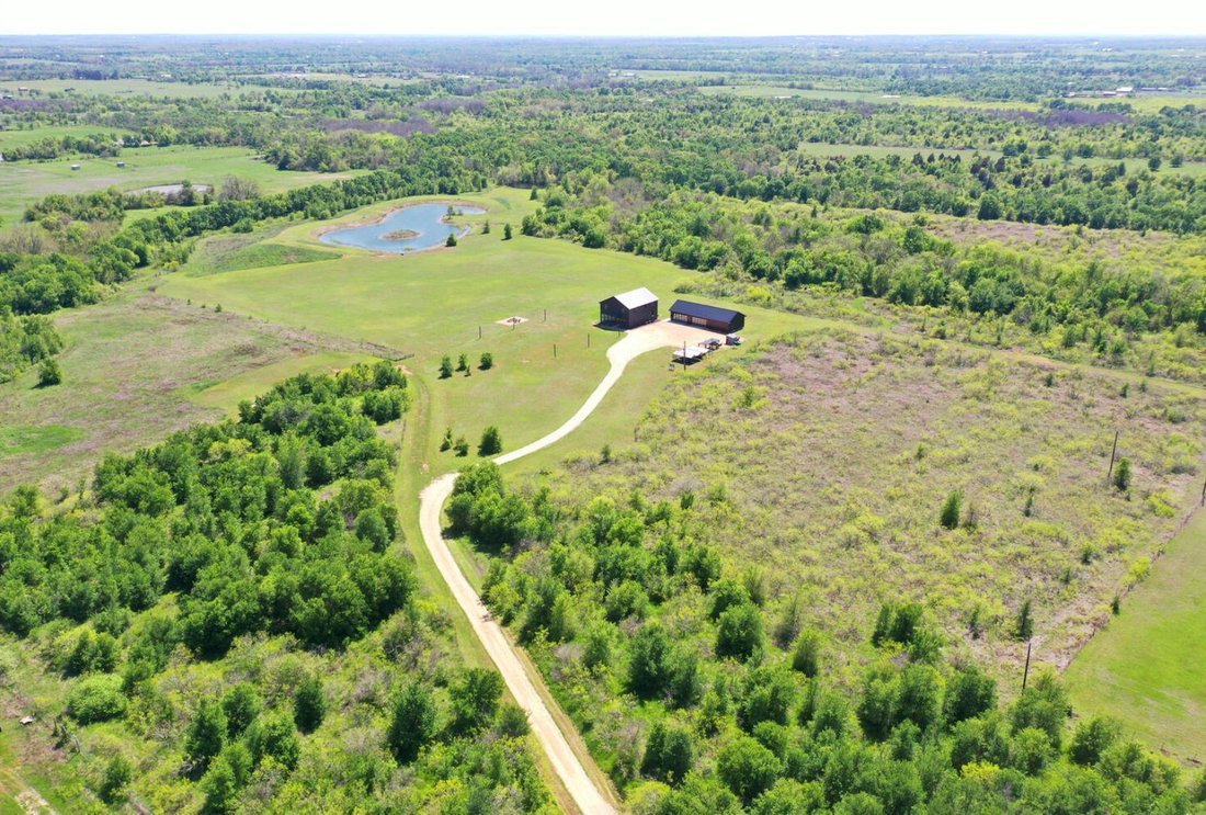 Farm Ranch in Elgin, Texas, United States 1 - 18687640