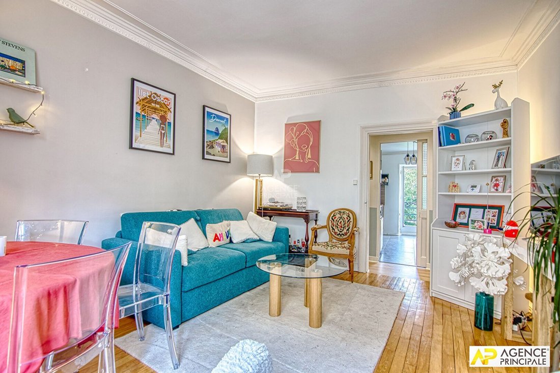 Apartment in Domaine National du Château, Versailles, France 3 - 18690340