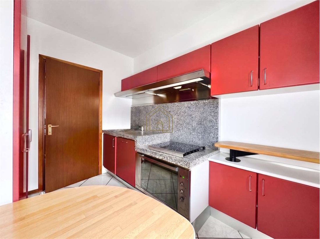 Villa in Rivoltella, Desenzano del Garda, Lombardy 5 - 18690955