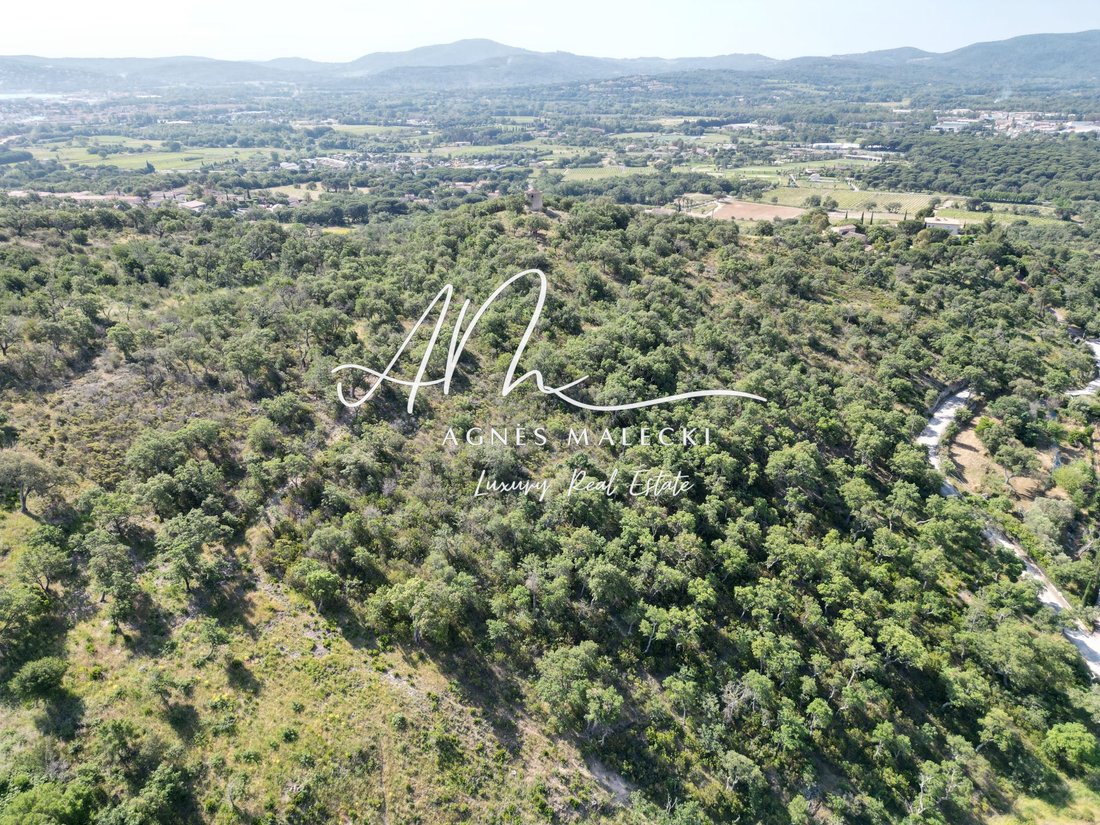 Land in Grimaud, Provence-Alpes-Côte d'Azur, France 5 - 18687423