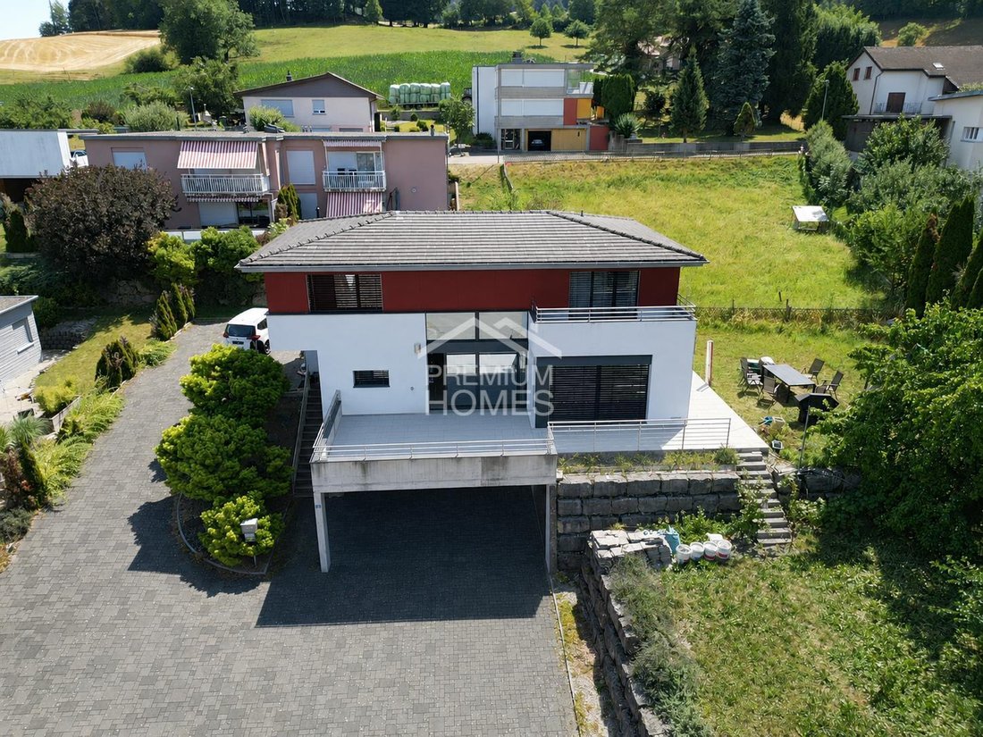 Villa in Courrendlin, Jura, Switzerland 1 - 18689344