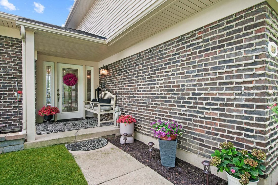 House in Bolingbrook, Illinois, United States 2 - 18690437