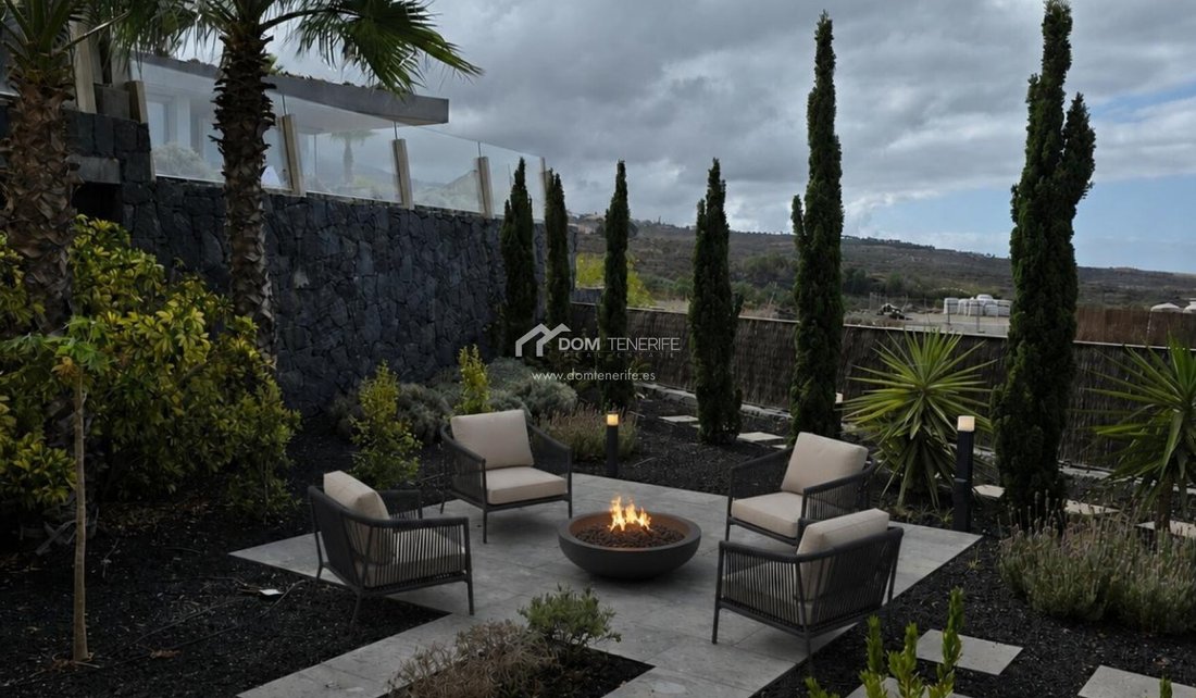 Villa in Guia de Isora, Canary Islands, Spain 5 - 18688137