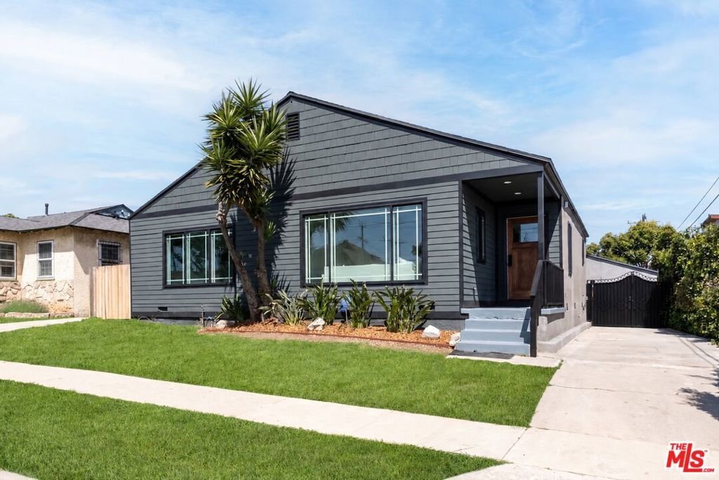 House in Los Angeles, California, United States 1 - 18689805