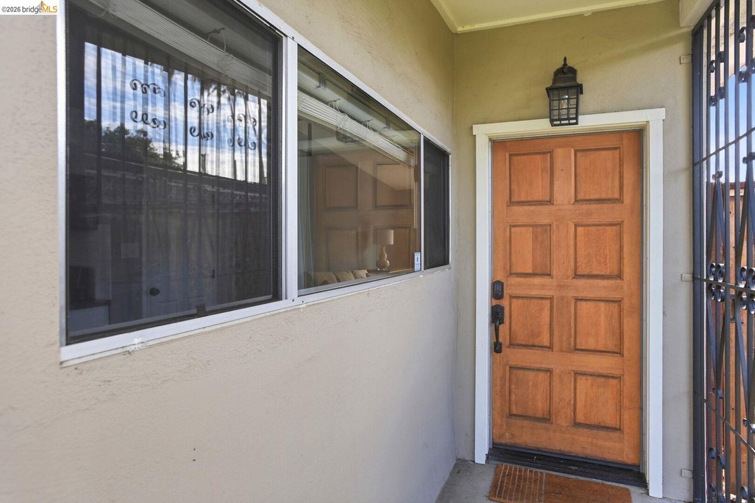 House in East Palo Alto, California, United States 3 - 18687172