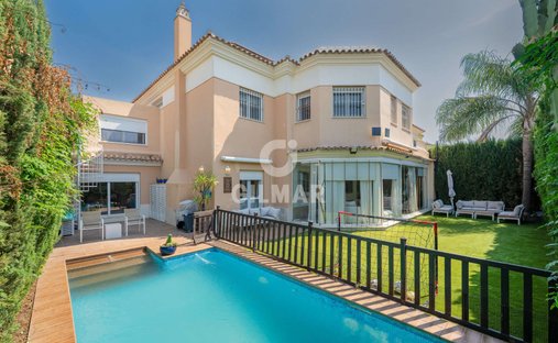 Villa in Montequinto, Dos Hermanas, Spain 1