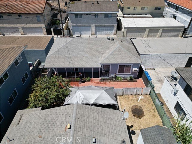 Montebello, California, United States 5 - 18689056
