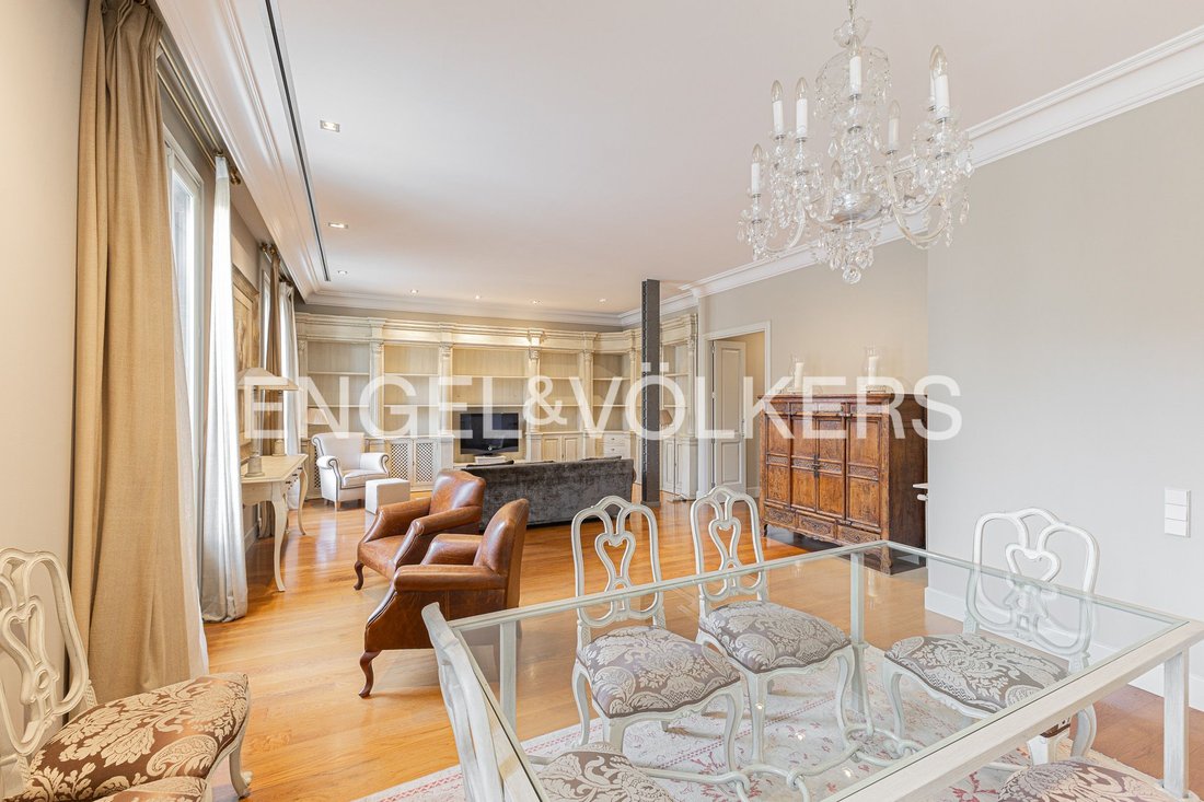 Appartamento a Eixample, Barcellona, Spagna 4 - 17263329