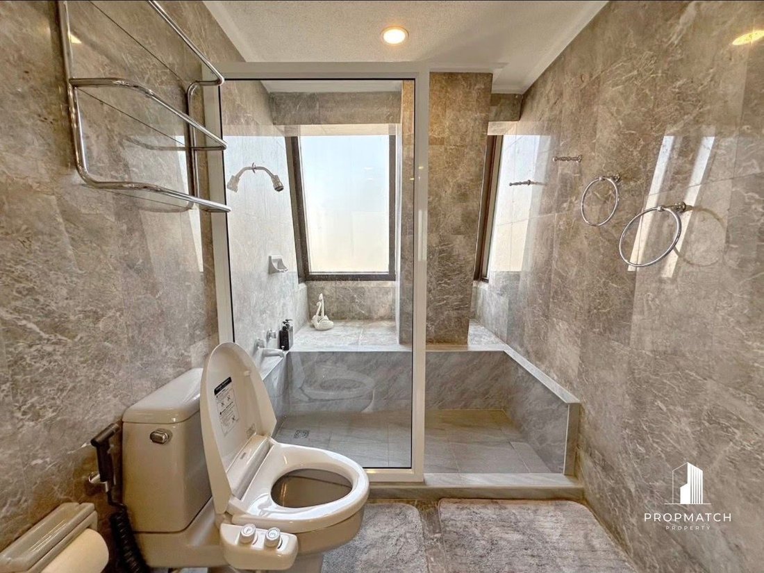 Condo in Bangkok, Bangkok, Thailand 1 - 18686726