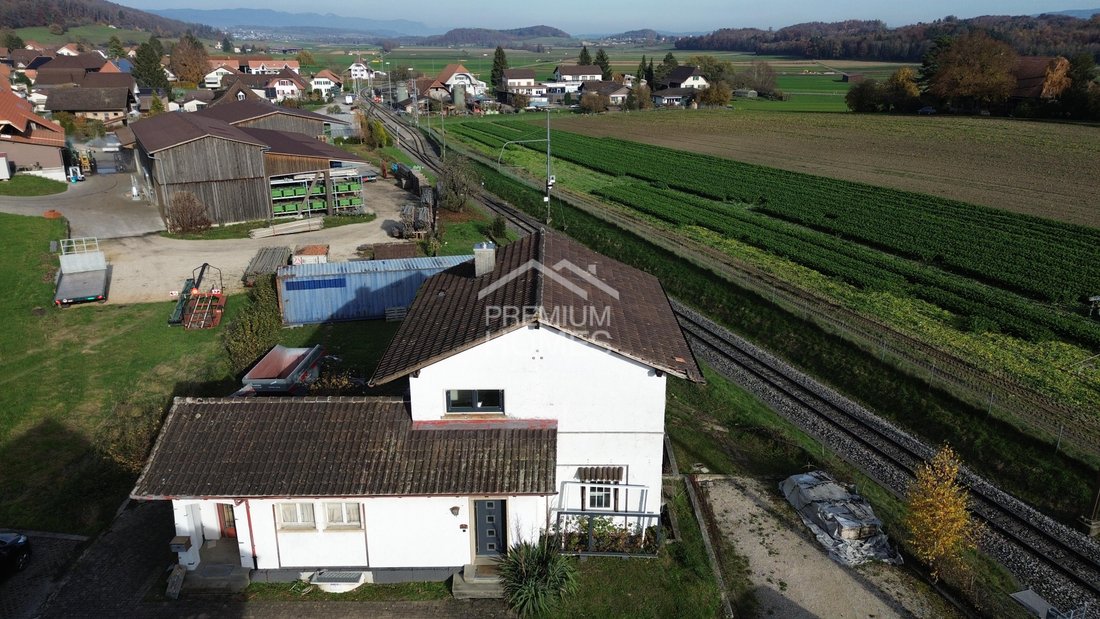 House in Brüttelen, Canton of Bern, Switzerland 2 - 18689361