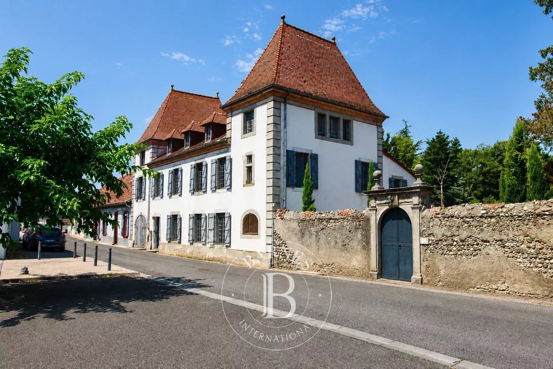 Estate in Pradeau-Gare-Rue G.Lassale, Tarbes, France 1 - 18688114