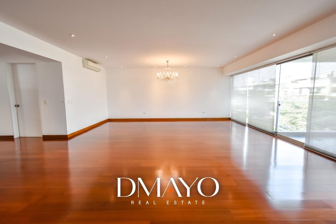 Apartment in Lima, Belarus 3 - 18688785