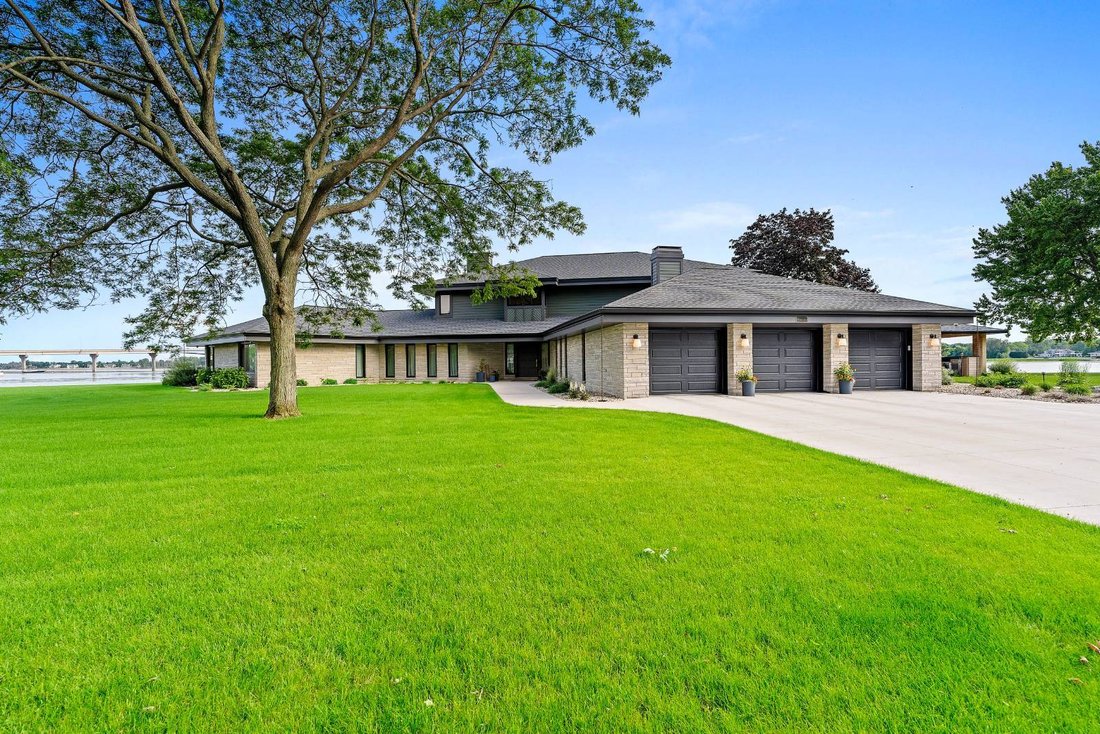 House in Sturgeon Bay, Wisconsin, United States 2 - 18689611