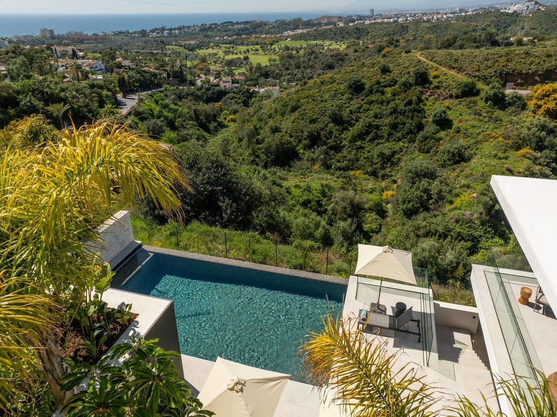 Villa in Elviria-Cabopino, Marbella, Spain 2 - 18689512