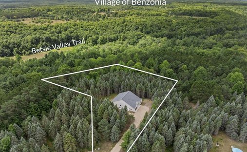 Maison à Benzonia, Michigan, États-Unis 1