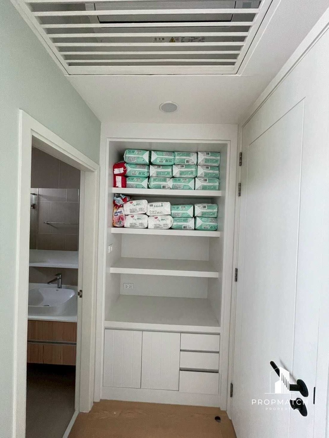 Condo in Bangkok, Bangkok, Thailand 1 - 18686743
