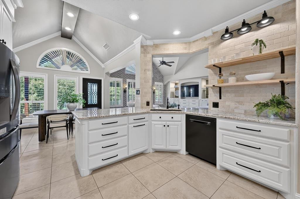 House in Lewisville, Texas, United States 4 - 18690750