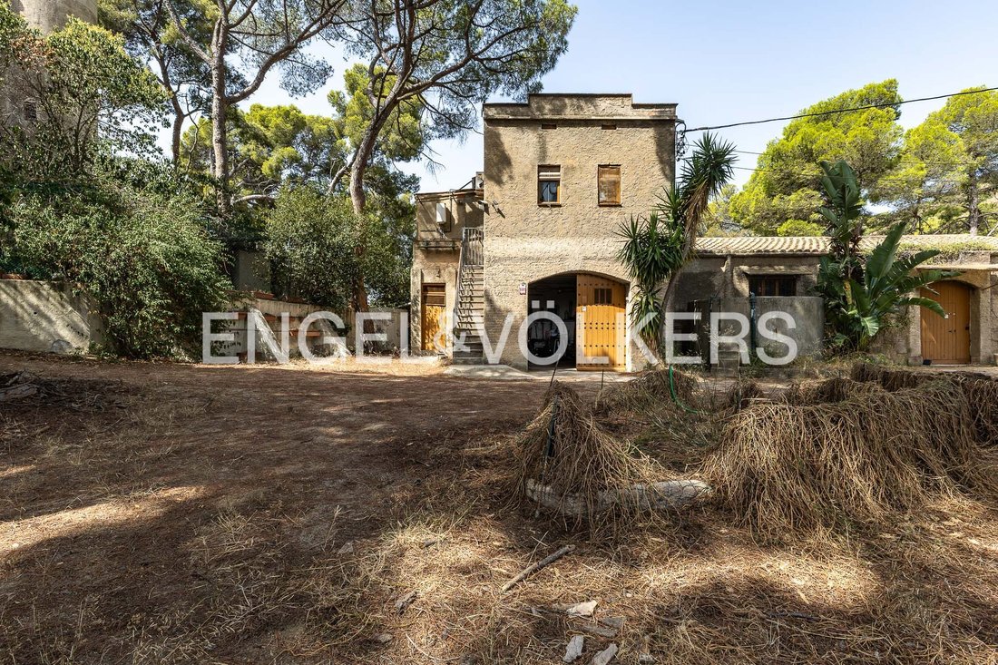Haus in Districte 3, Badalona, Spanien 2 - 18493480