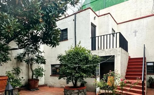 House in Santa Catarina Yecahuitzotl, Mexico City, Mexico 1