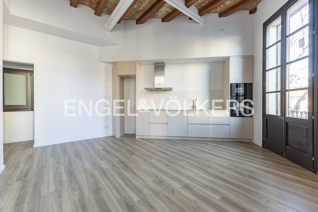 Apartment in Eixample, Barcelona, Spain 5 - 17176135