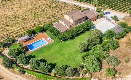 Finca in la Granada, Catalonia, Spain 1
