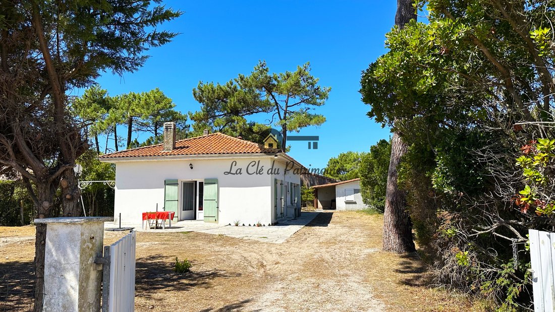 House in Vendays-Montalivet, Nouvelle-Aquitaine, France 1 - 18534870