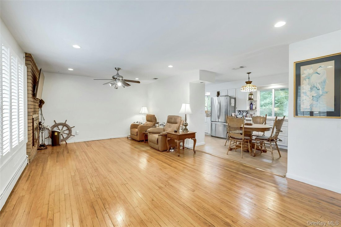 Casa a Blue Point, New York, Stati Uniti 5 - 18690994