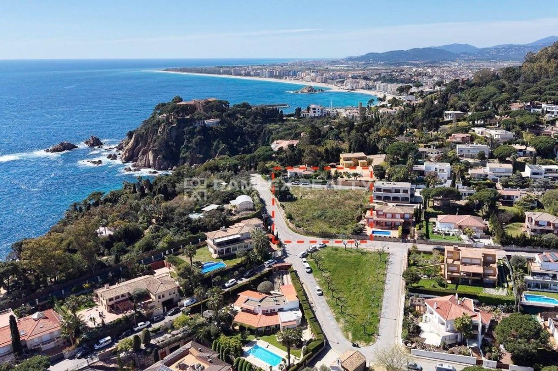 Land in Blanes, Catalonia, Spain 4 - 17837116