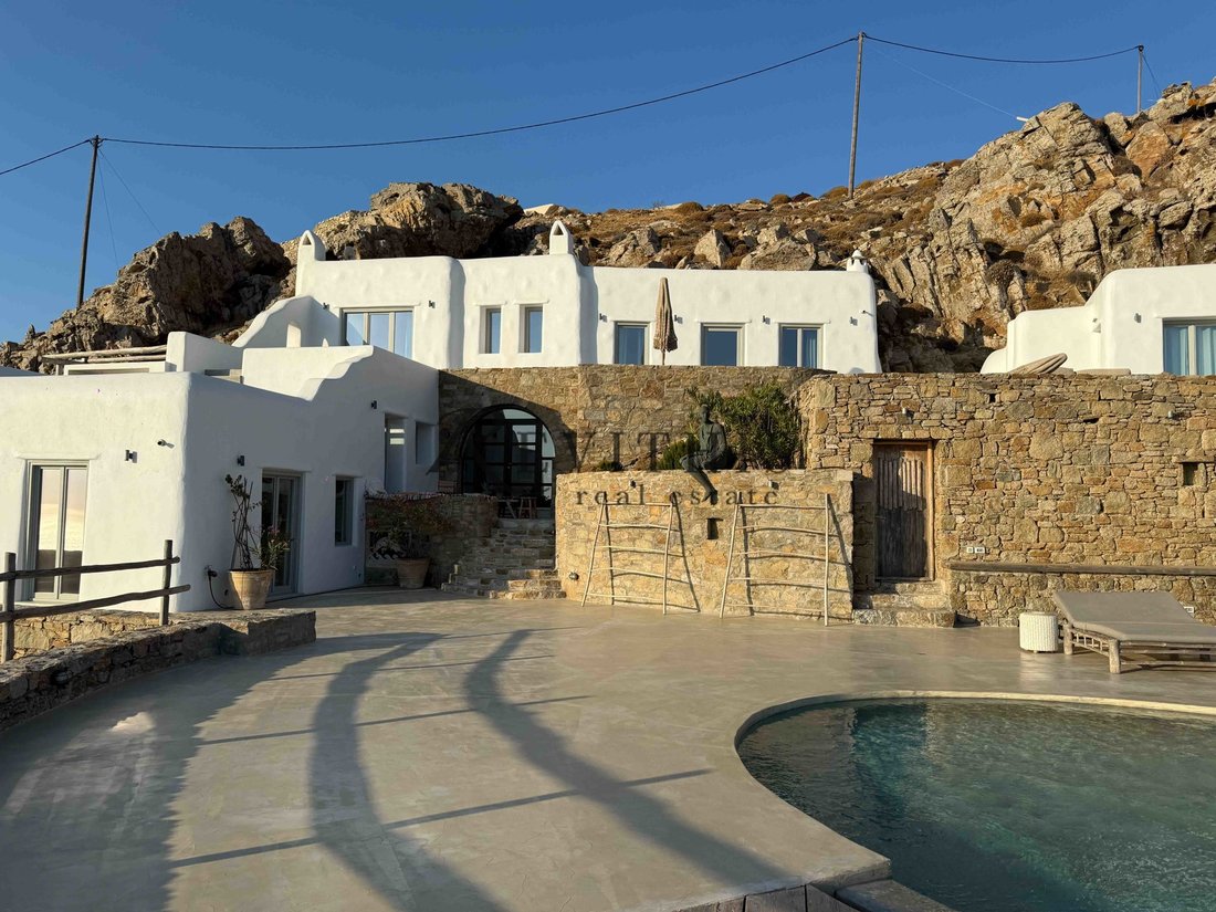 Villa in Mykonos, Aegean, Greece 3 - 13890635