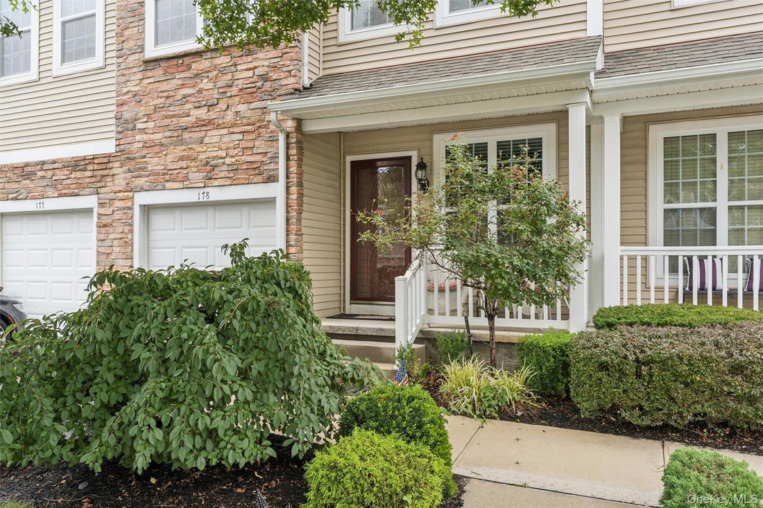 Condo in Massapequa, New York, United States 2 - 18690999