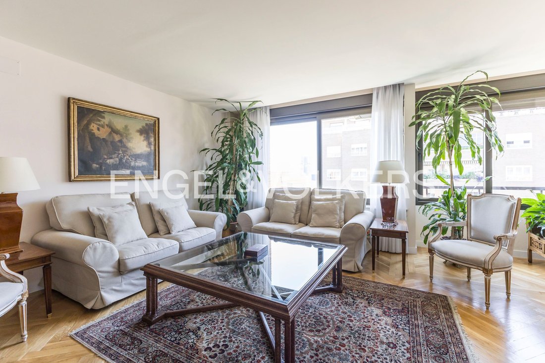 Appartement à Chamberí, Madrid, Espagne 4 - 18185388