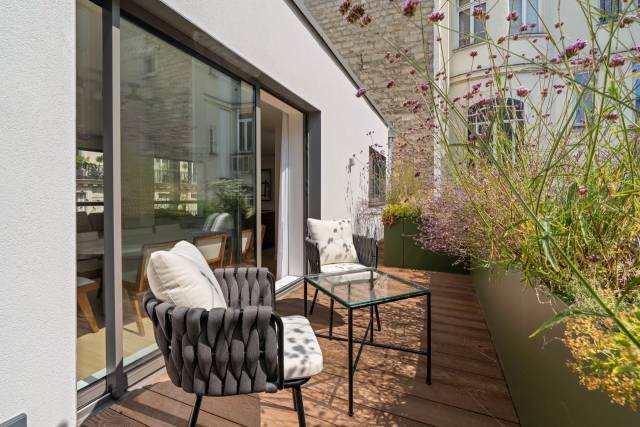 Apartment in Porte Dauphine, Paris 16e Arrondissement, Paris 2 - 17270512