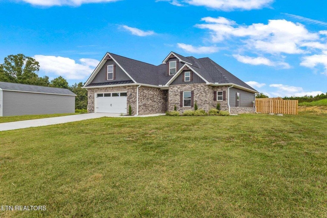 House in Madisonville, Tennessee, United States 4 - 18690268