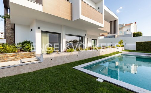 Haus in Charneca de Caparica und Sobreda, Setúbal Municipality, Portugal 1