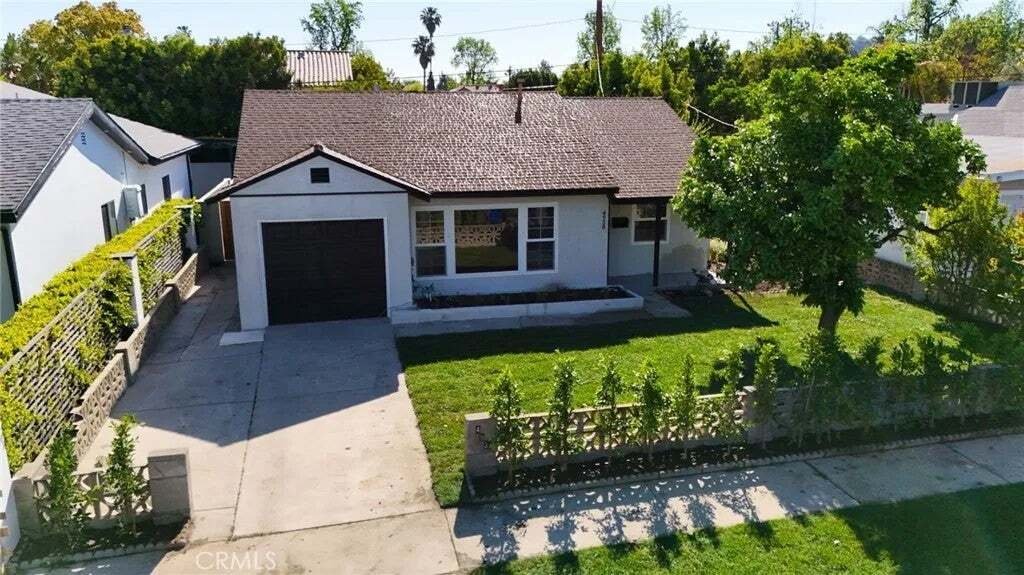 House in Los Angeles, California, United States 3 - 18690511